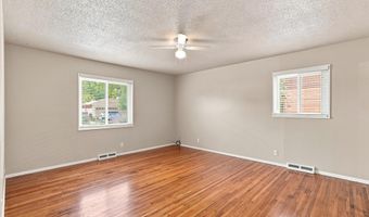 7208 Pickard Ave NE, Albuquerque, NM 87110