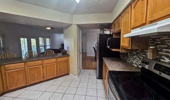 809 Colonial Ct, Carlsbad, NM 88220