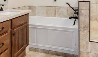 18685 E AGUA Vis, Black Canyon City, AZ 85324