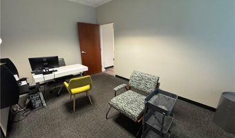 206 SW 8th St 112, Bentonville, AR 72712
