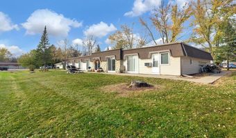 1071 S NICOLET Rd, Appleton, WI 54914