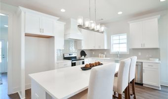 3175 BOTTLE Way, Auburn, AL 36830
