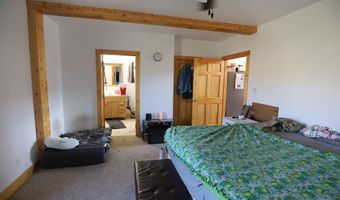 142 Warbonnet Dr, Banner, WY 82832