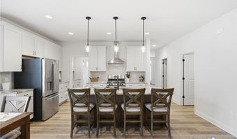 105 Axton Ln, Ashland, VA 23005