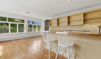 852 Hale St, Beverly, MA 01915