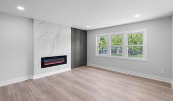 70 Mallard Rd, Bayville, NJ 08721