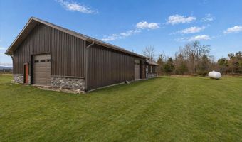 8370 Lakeview Rd, Alanson, MI 49706