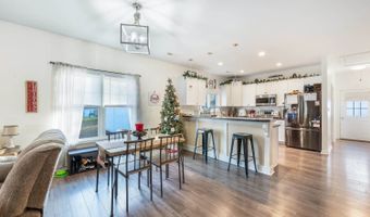 140 Dutch Ln, Appomattox, VA 24522