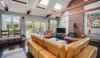 9 Longview Dr, Bow, NH 03304