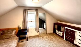 1116 S Lloyd St, Aberdeen, SD 57401
