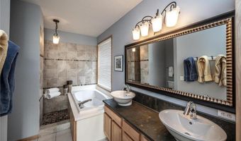 15056 Dutchman Ct, Apple Valley, MN 55124