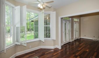 151 Mockingbird Ln, Atmore, AL 36502
