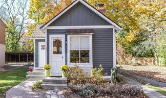 1147 Traver Rd, Ann Arbor, MI 48105