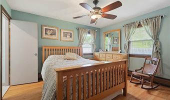 3 King St, Bristol, RI 02809