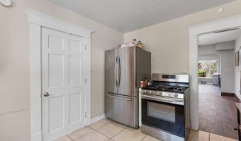 418 Ormsby St, Adrian, MI 49221