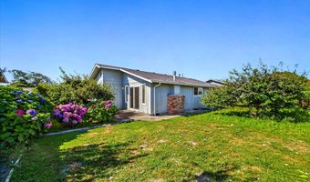 2033 Ernest Way, Arcata, CA 95521