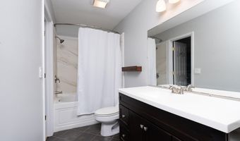416 Greenhill Ct, Albany, NY 12203