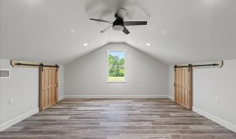 1931 32nd Pl, Bell, FL 32619