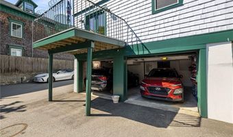 93 MILL St B, Newport, RI 02840