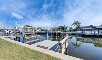 1025 APOLLO BEACH Blvd 1, Apollo Beach, FL 33572