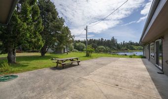 54601 WINTERBERRY Dr, Bandon, OR 97411