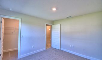 4123 TULLAMORE Ln, Auburndale, FL 33823