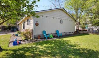 1208 Iowa St, Ashland, OR 97520