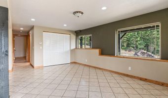 671 Kelso Woods Dr, Athol, ID 83801