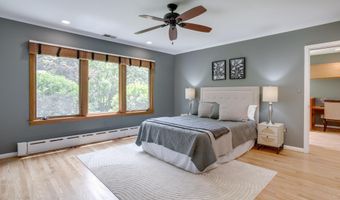 8604 TOBIN Rd, Annandale, VA 22003