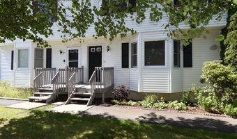 89 Knollwood Dr 89, Bethel, CT 06801