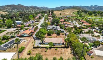1139 Moody Dr, Escondido, CA 92027
