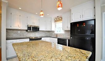 40 Mark St, Bristol, CT 06010