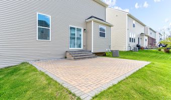 286 Springview St, Ann Arbor, MI 48103