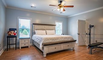 123- A File Rd, Batesville, MS 38606