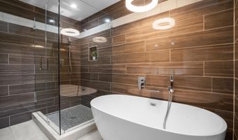 7822 ORACLE Pl, Potomac, MD 20854