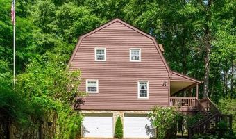 2767 Tanasee Gap Rd, Balsam Grove, NC 28708