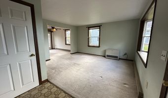 90 Baldwin Dr, Bangor, ME 04401