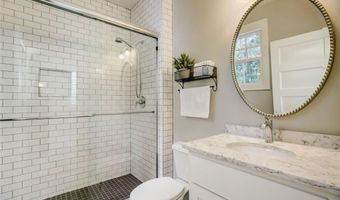 5341 Hill Rd NW, Acworth, GA 30101