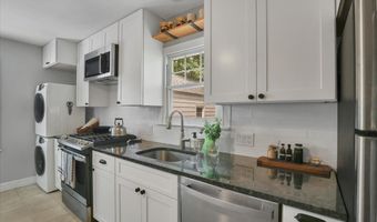 3 W Street Hts, Cromwell, CT 06416