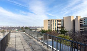 1300 ARMY NAVY Dr 124, Arlington, VA 22202