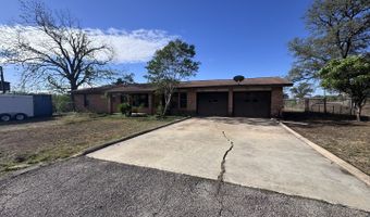 11806 Loop 107, Adkins, TX 78101