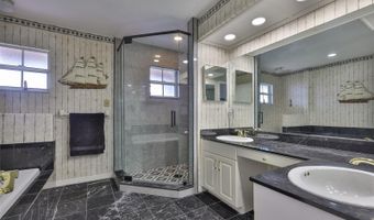6107 MARBELLA Blvd, Apollo Beach, FL 33572