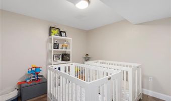 161 Seawynds Dr, North Kingstown, RI 02852