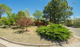 2943 Plaza Blanca, Santa Fe, NM 87507