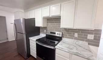 14210 Xenon St NW 4, Anoka, MN 55303