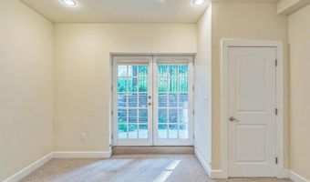 3811 LAURISTON St, Philadelphia, PA 19128