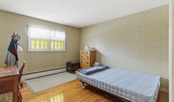 649 Spray Ave, Beachwood, NJ 08722