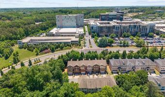 9005 Woodland Trl, Alpharetta, GA 30009