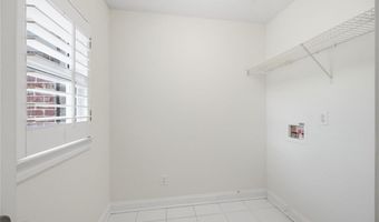 5806 Riverstone Cir 10, Atlanta, GA 30339