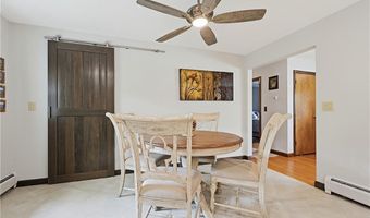 3 King St, Bristol, RI 02809